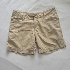 The North Face Women's Beige Cargo Shorts 6.5" Inseam Size 4